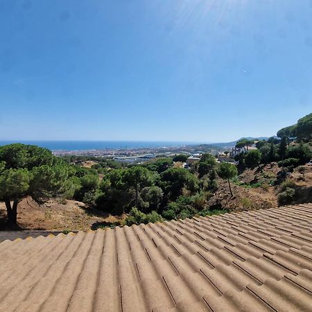 Villa Maresme & Villa Rosa Матаро Экстерьер фото