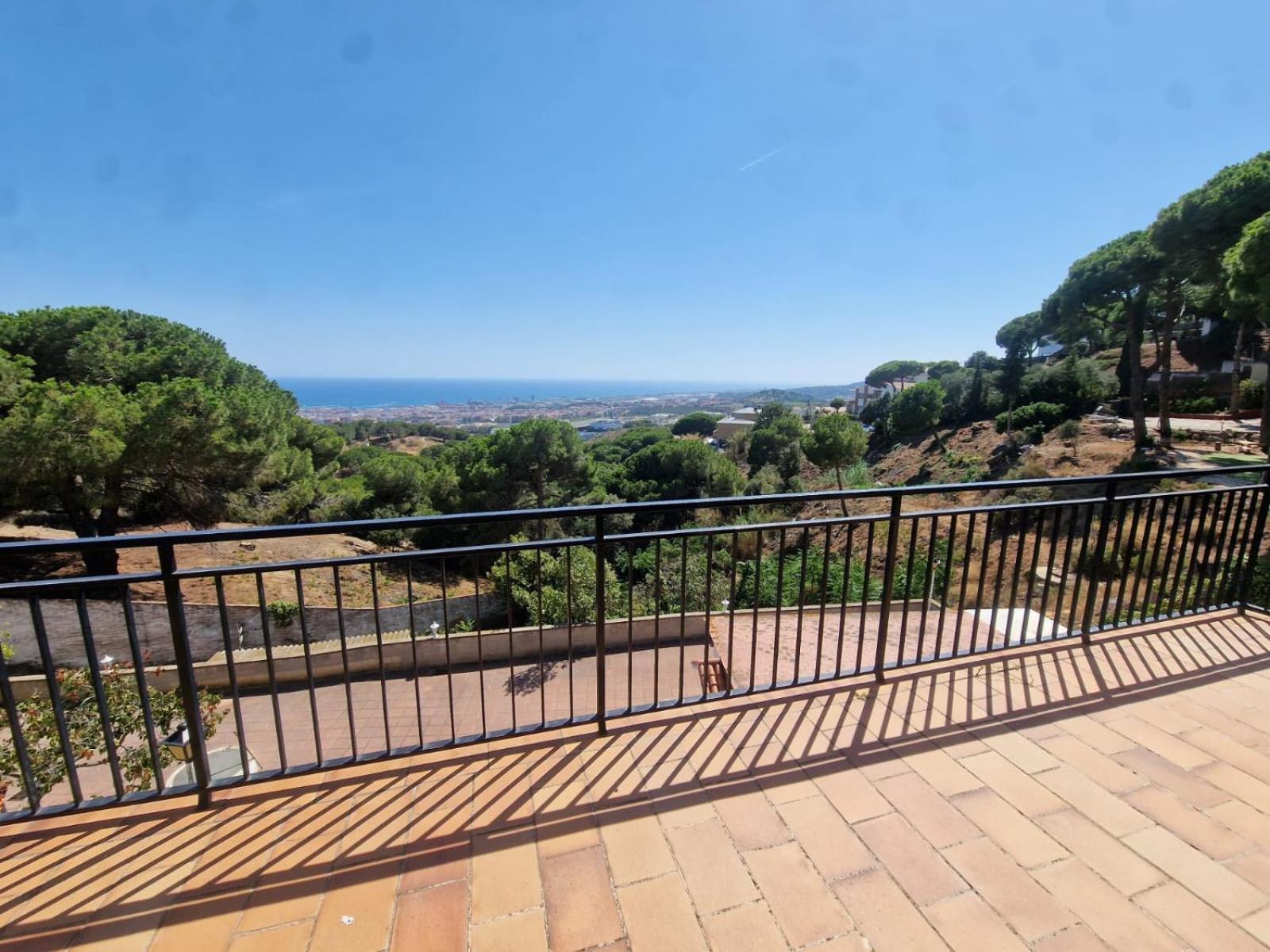 Villa Maresme & Villa Rosa Матаро Экстерьер фото