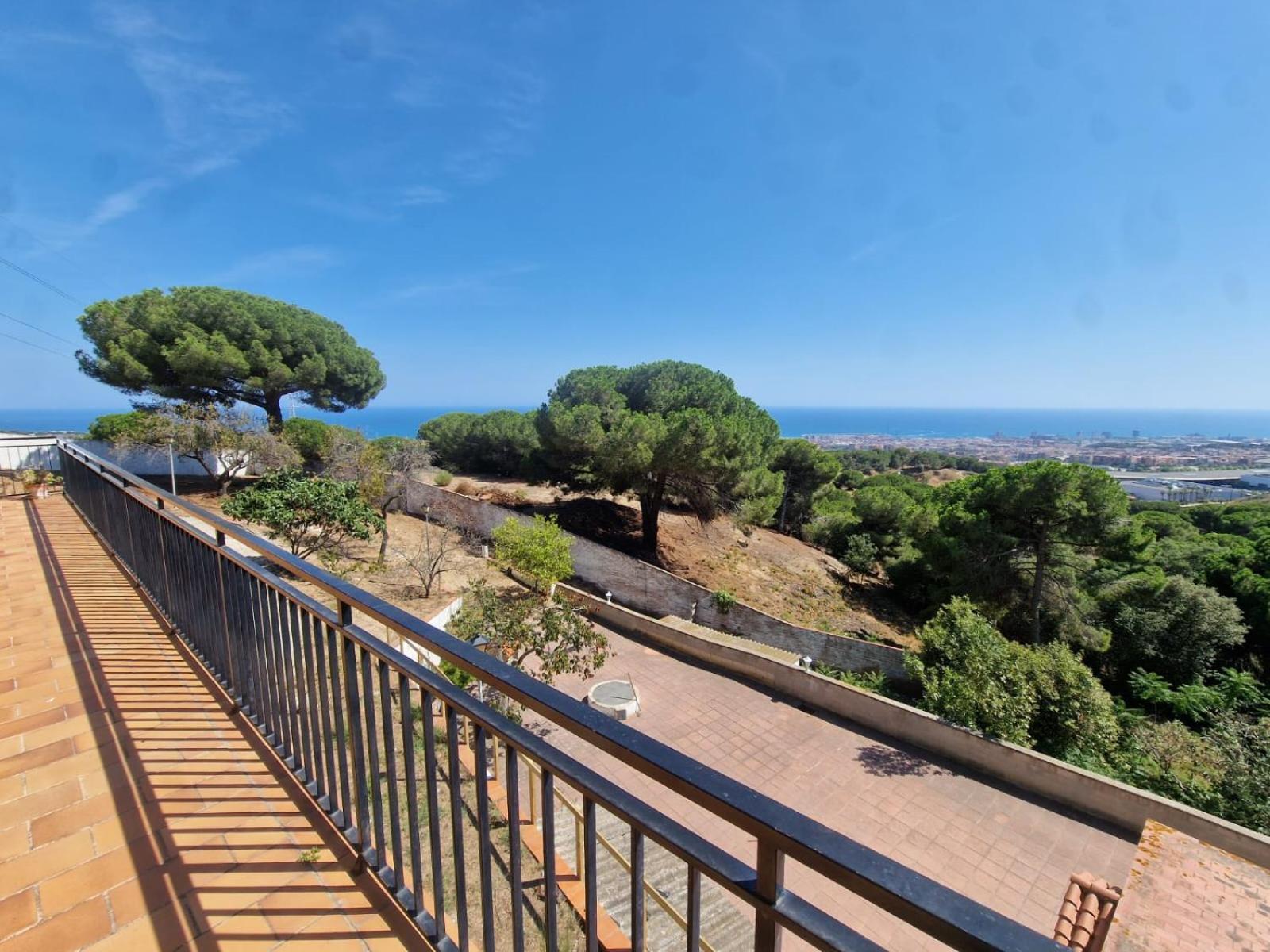 Villa Maresme & Villa Rosa Матаро Экстерьер фото
