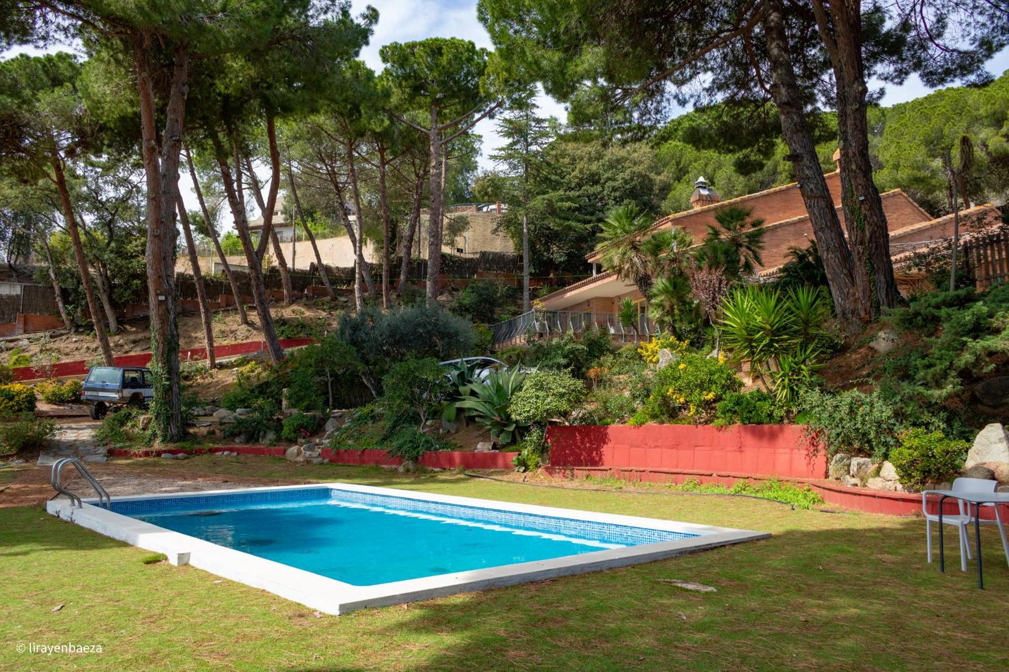 Villa Maresme & Villa Rosa Матаро Экстерьер фото
