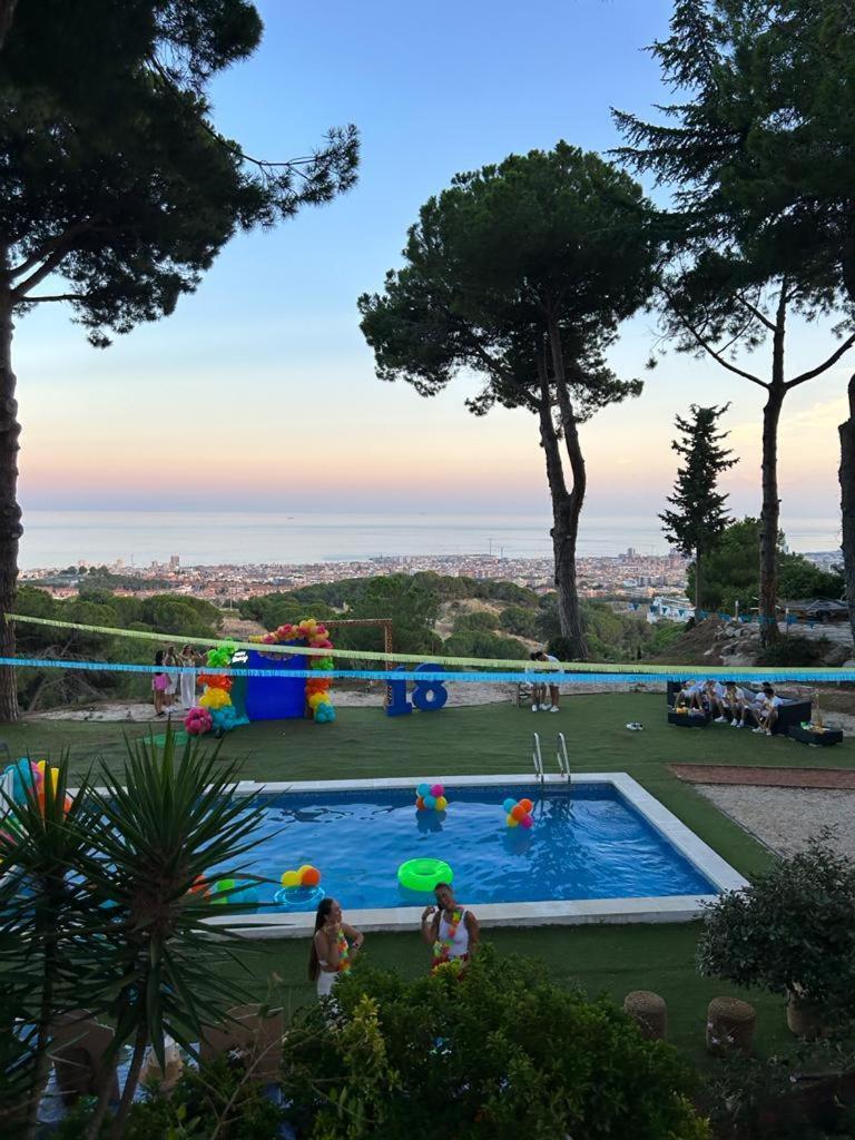 Villa Maresme & Villa Rosa Матаро Экстерьер фото
